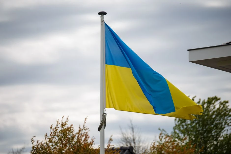 Від князівських знамен до символу незламності: як з’явився прапор України