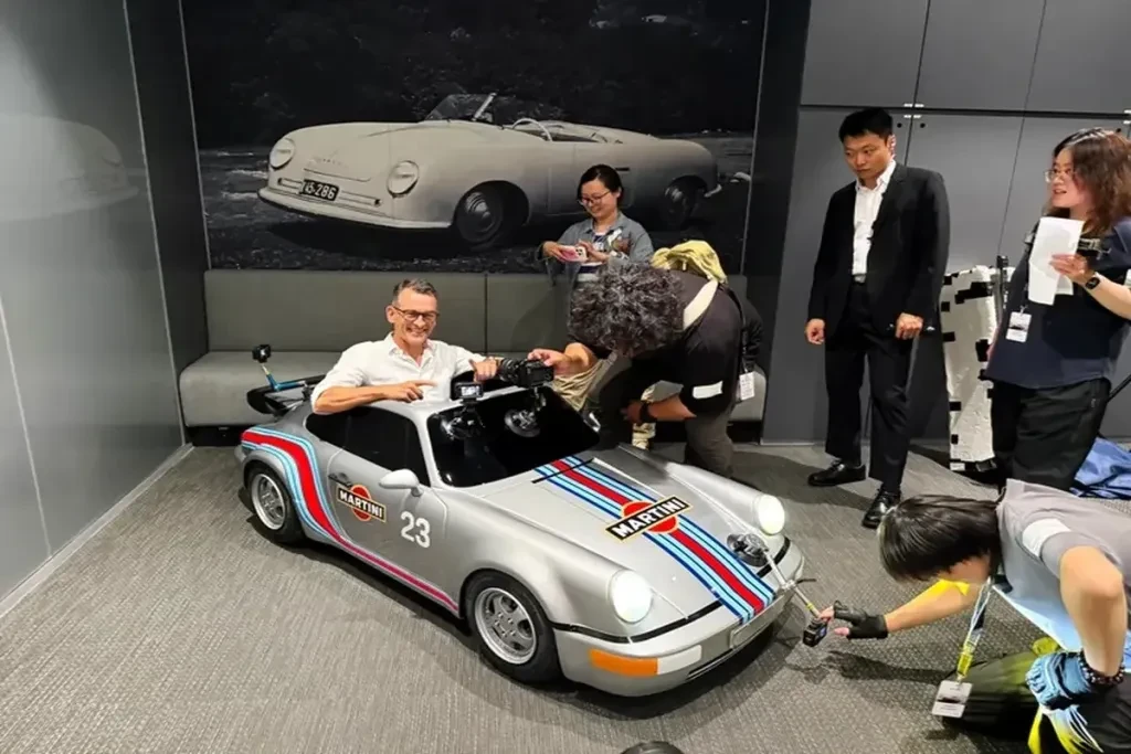 Міні-Porsche для дорослих розганяється до 80 км/год і вже став новим автотрендом