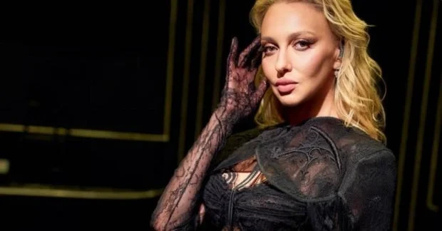 Оля Полякова носить годинник за близько 2 млн грн: чим особливий аксесуар